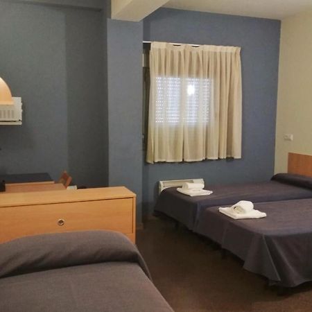 אורנסה Residencia Universitaria Resa As Burgas חדר תמונה