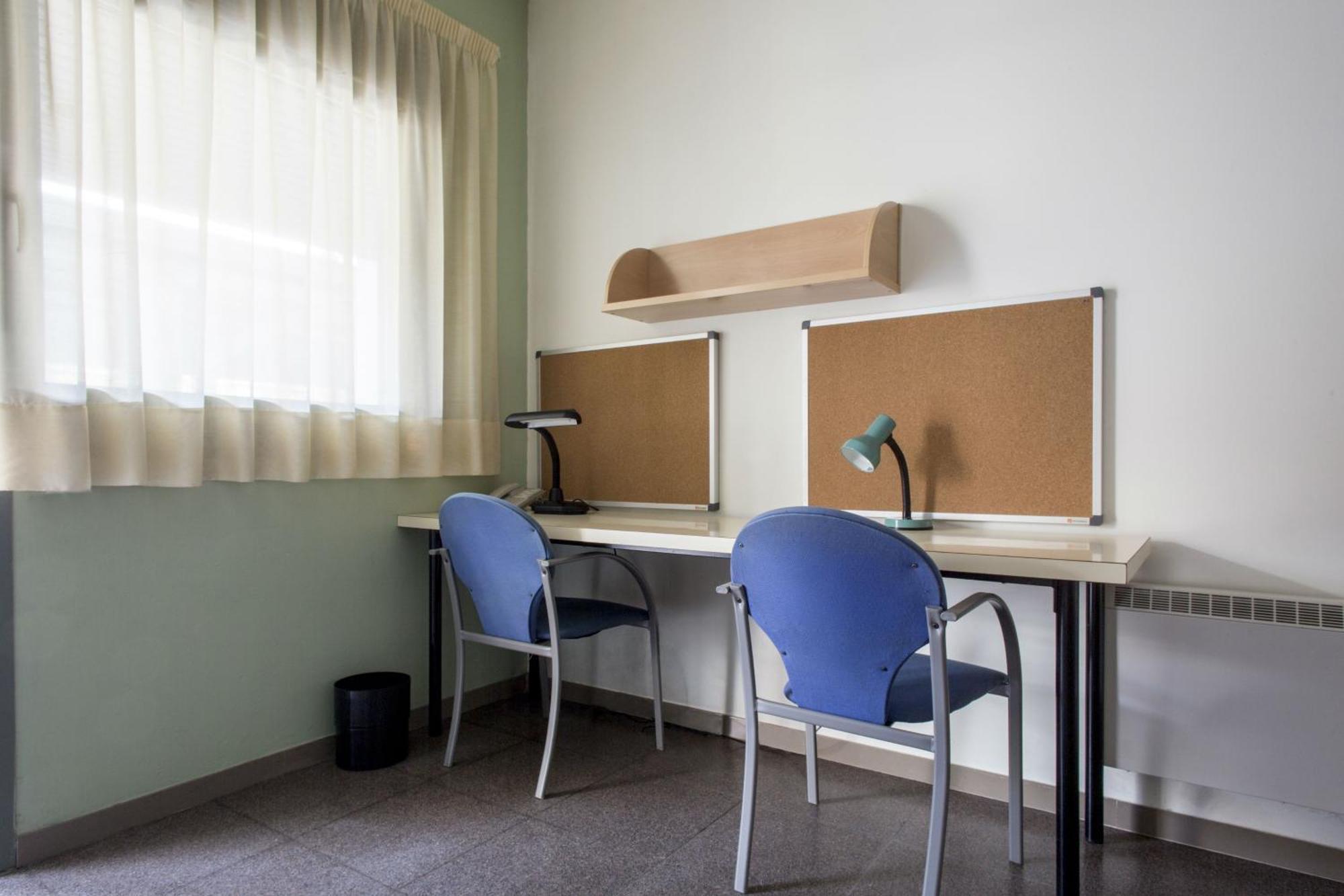 אורנסה Residencia Universitaria Resa As Burgas חדר תמונה