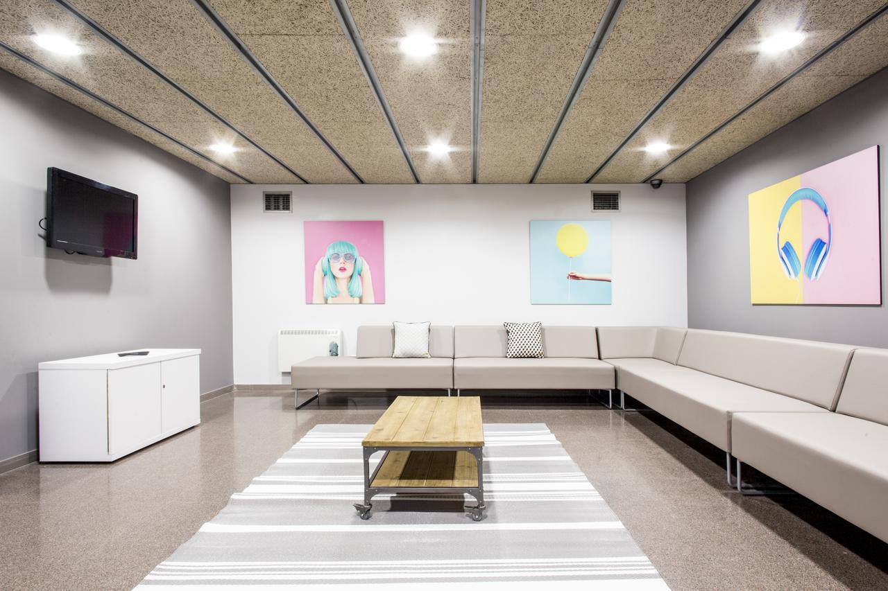 אורנסה Residencia Universitaria Resa As Burgas מראה חיצוני תמונה