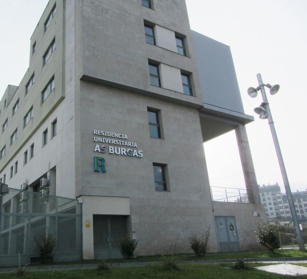 אורנסה Residencia Universitaria Resa As Burgas מראה חיצוני תמונה