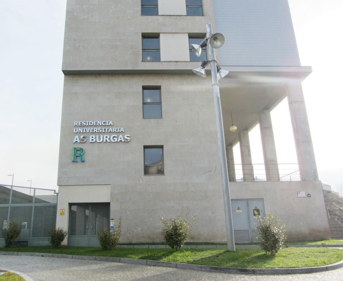 אורנסה Residencia Universitaria Resa As Burgas מראה חיצוני תמונה